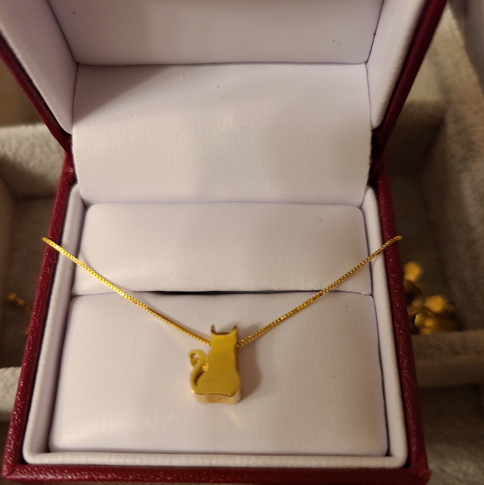 Adorable Kitty Pendant